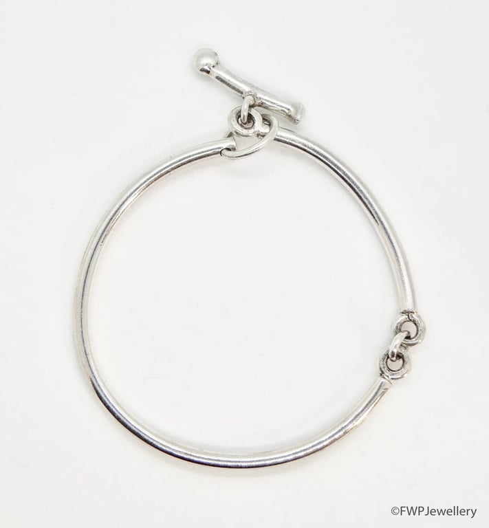 Handmade Silver Ring Toggle Bangle