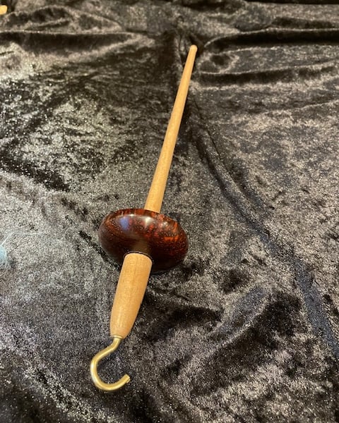Drop spindle