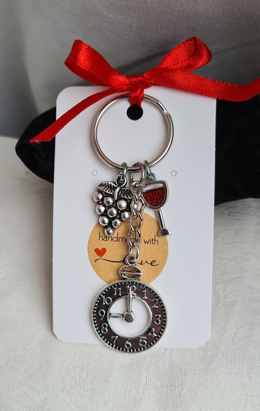 Gorgeous Wine O Clock Key Ring - Key Chain Bag Charm - Silver tones.