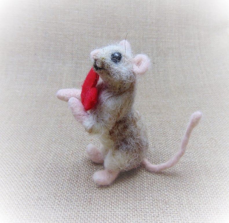 Small Valentine Gift, Wool Mouse Figurine, Felted Animal Ornament, Soft Mouse
