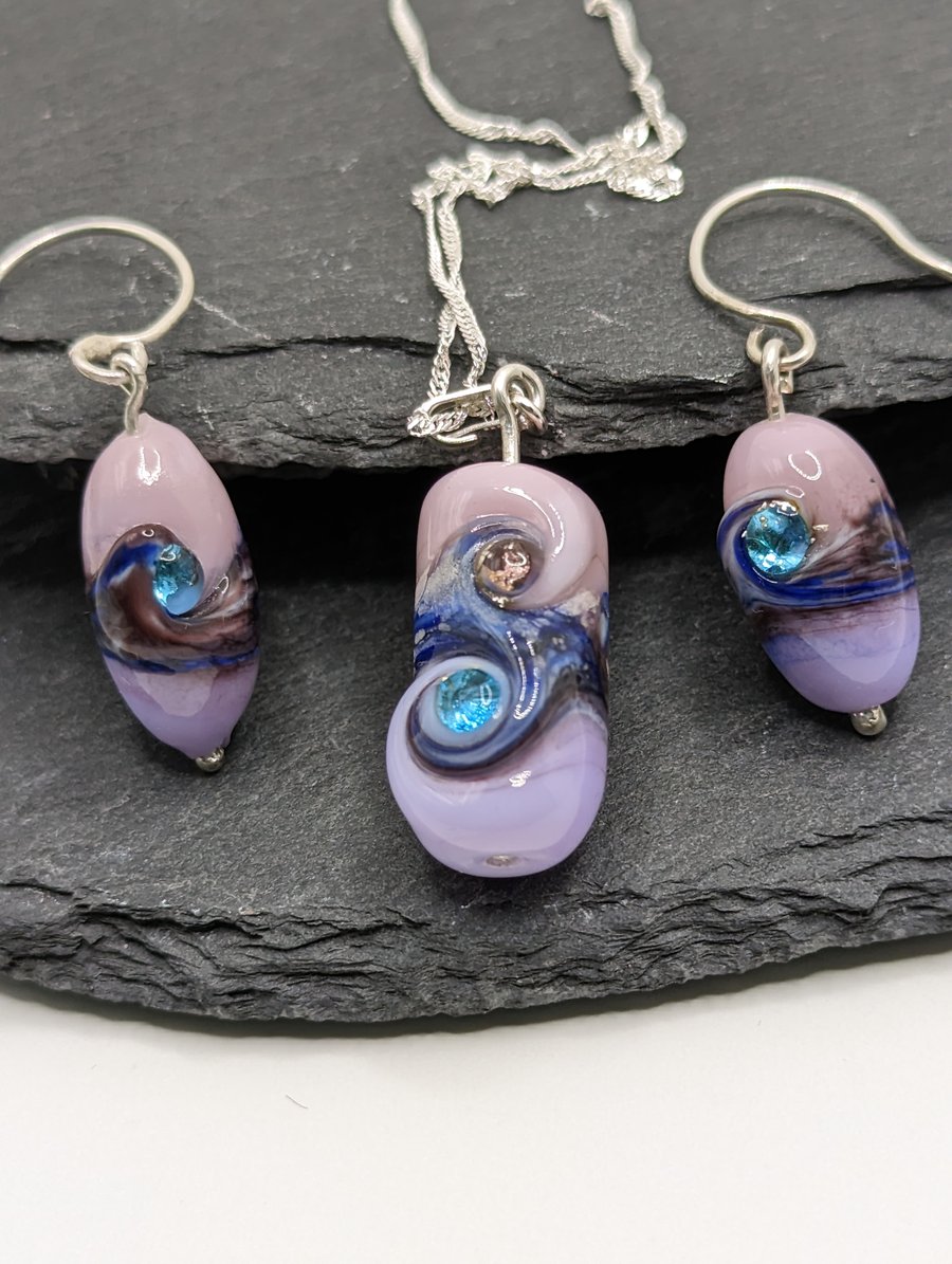 Purple and Pink Swirling Jewellery Set