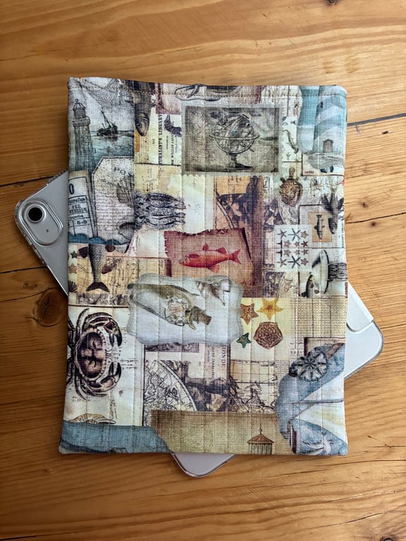 Ocean Theme Print Quilted Fabric I-Pad Sleeve 
