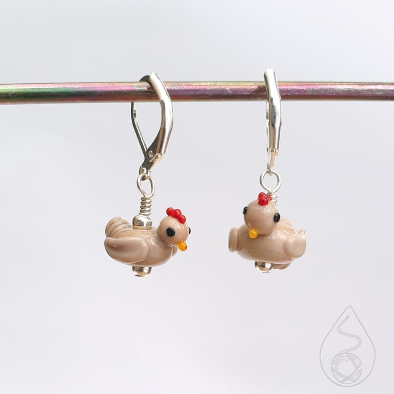 Tiny Glass Chicken Stitch Marker