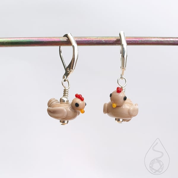 Tiny Glass Chicken Stitch Marker
