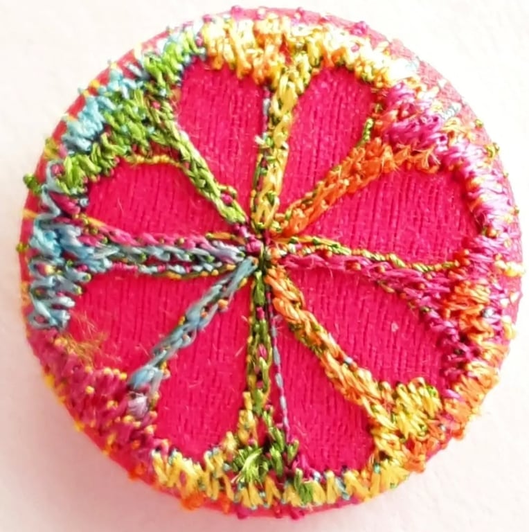 One Inch Badge Fabric Badge with Free Machine Embroidery 