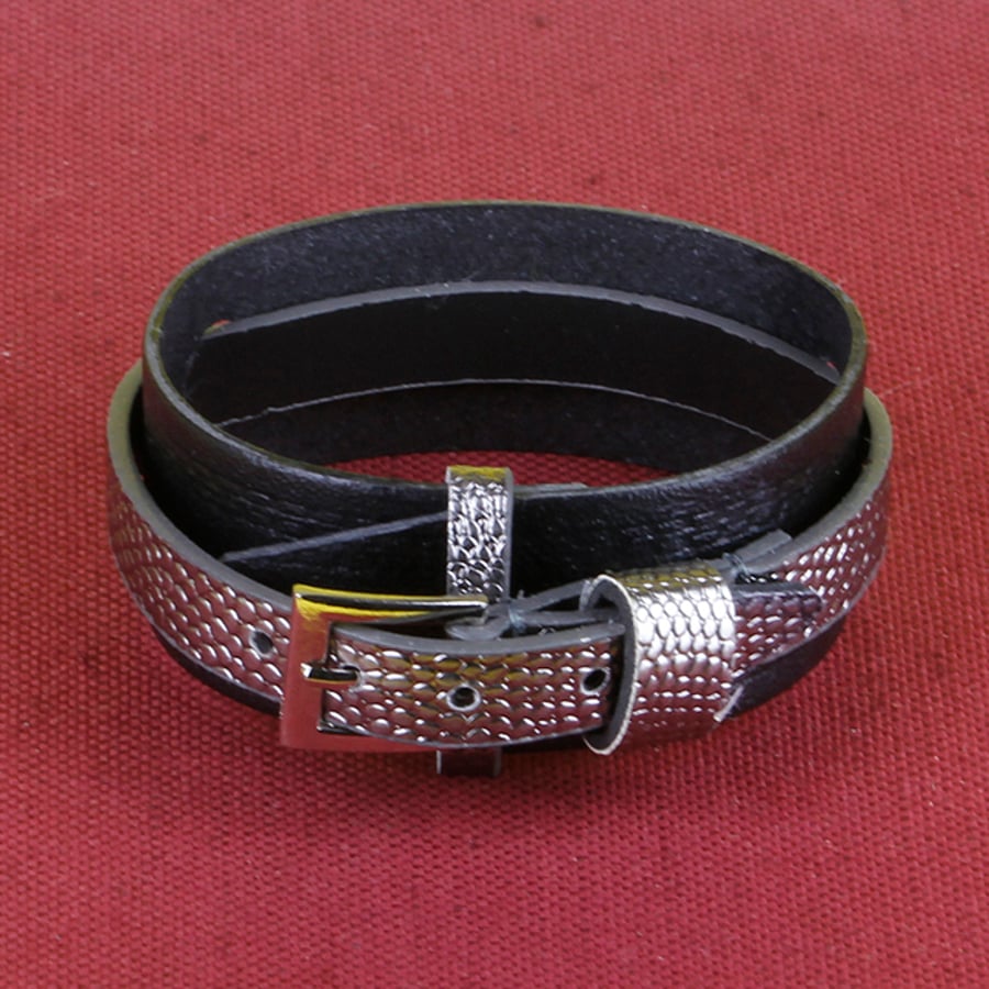 5 - TWIN STRAP BUCKLE BRACELET