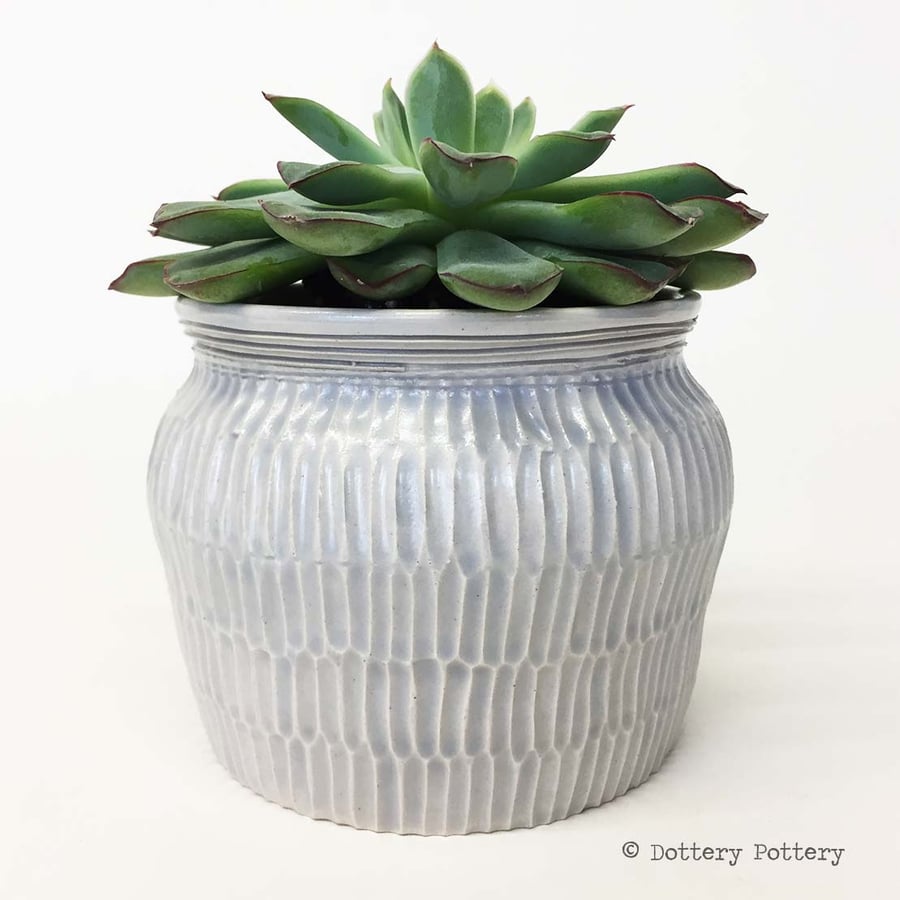 Handthrown ceramic pot small pottery bowl ceramic pot