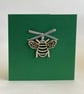 Bee card with detachable decoration