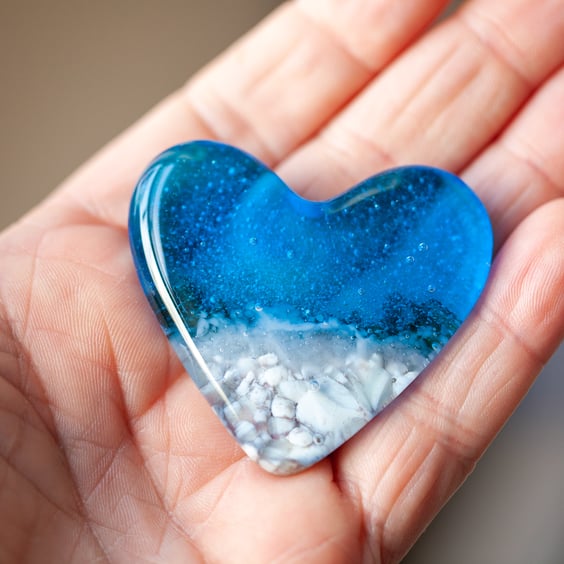 Beach and sea fused glass heart keepsake
