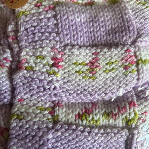 Beautiful handknitted baby blanket in Hayfield Baby Blossom Chunky wool