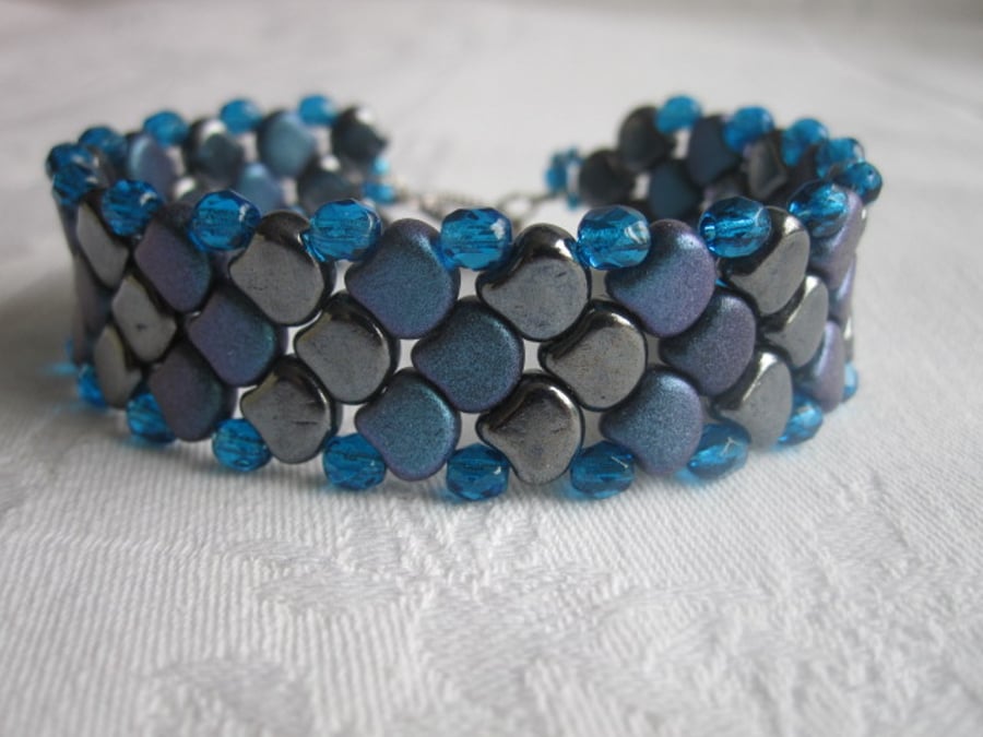 Blue and Black Dragon Scale Beadwork Bracelet