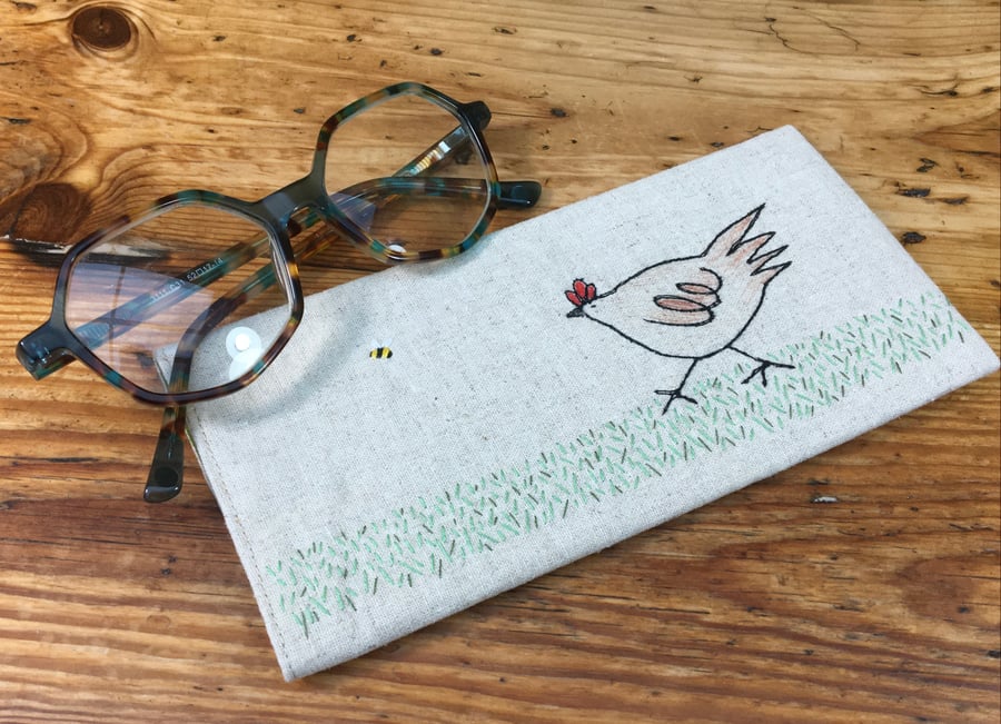 Glasses case - Chicken & bee embroidered linen fabric glasses sleeve