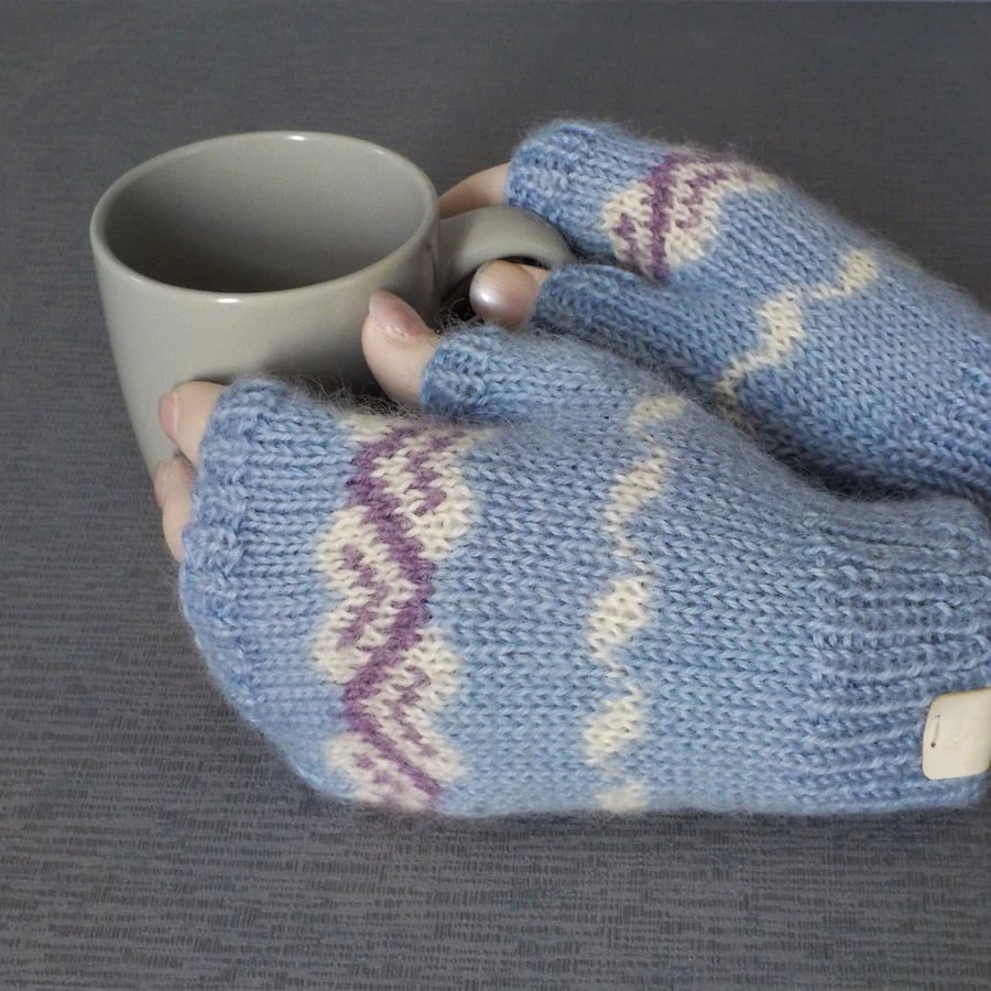 British wool fingerless gloves Wensleydale wool lavender blue Fairisle hearts