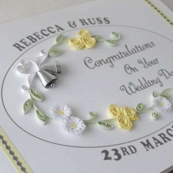 Wedding day congratulations card with quilled flowers