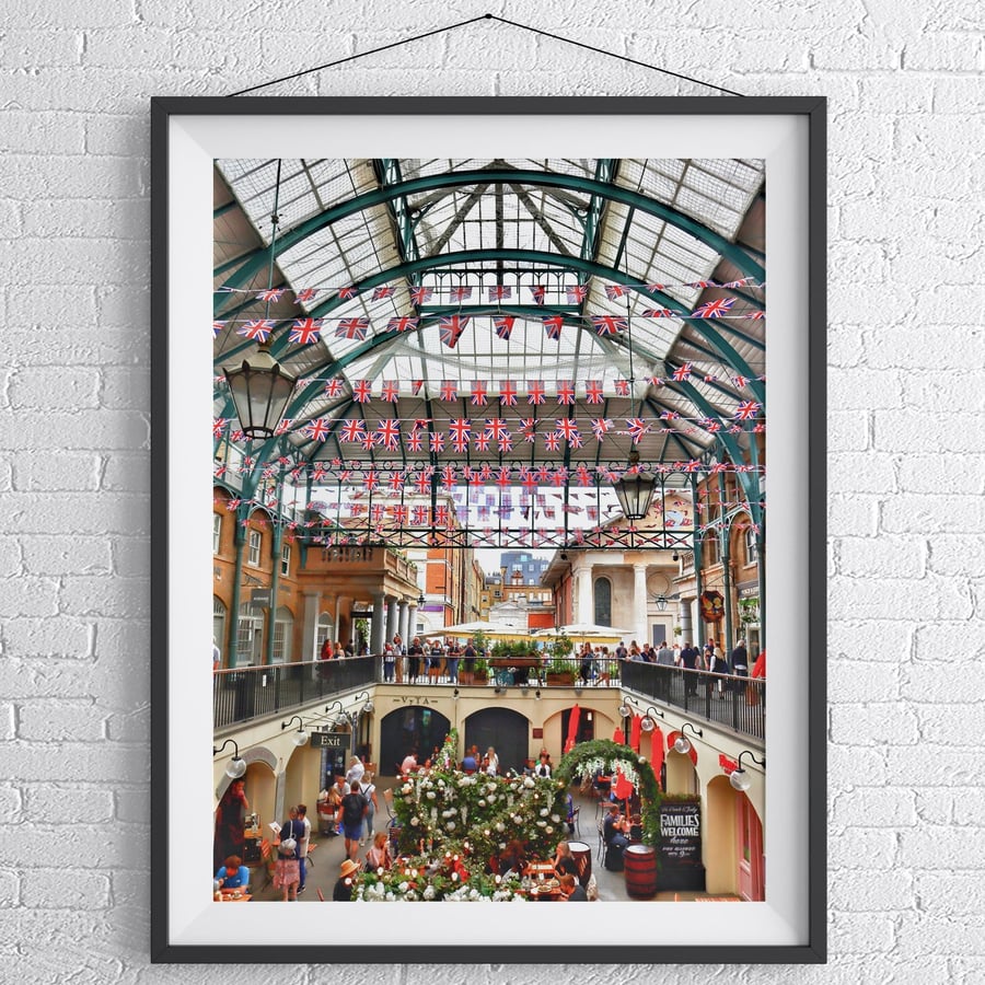 Covent Garden Photo, Queen's Jubilee, London, UK