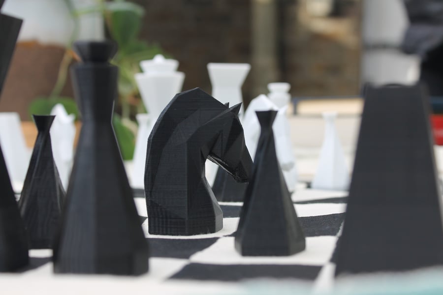 Handmade Chess Set, Modern Pieces, 3D Printed, Minimalist design, Large and Smal