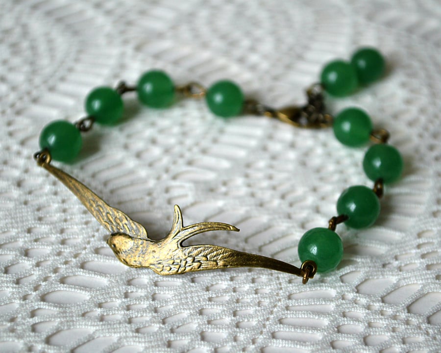 Bracelet with Jade and Soaring Bronze Bird