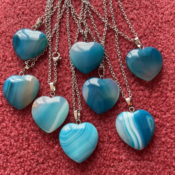 Colourful agate blue quartz stone heart chakra pendant necklace 