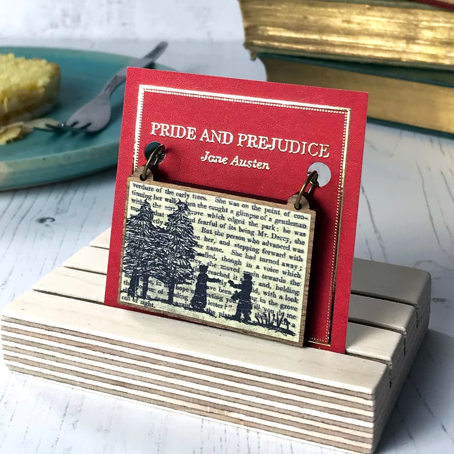 Classic Literature - Pride and Prejudice Wooden Silhouette Illustration Necklace