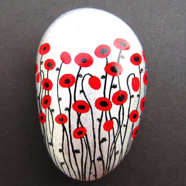 Poppy Painting, Rock Art, Flowers, Hand Painted Stone, Sympathy Gift Pebble
