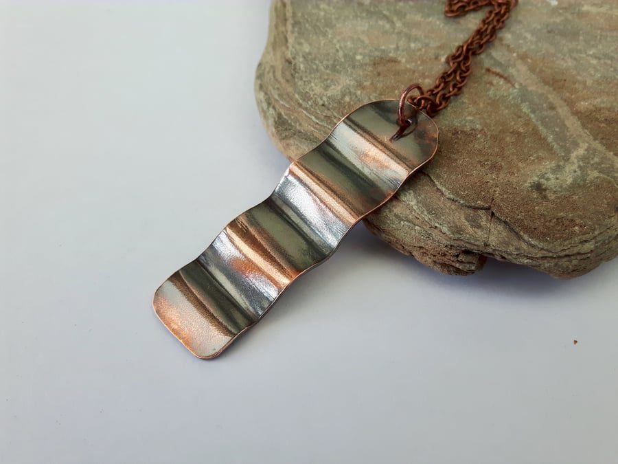 Copper Ripple Pendant Necklace 