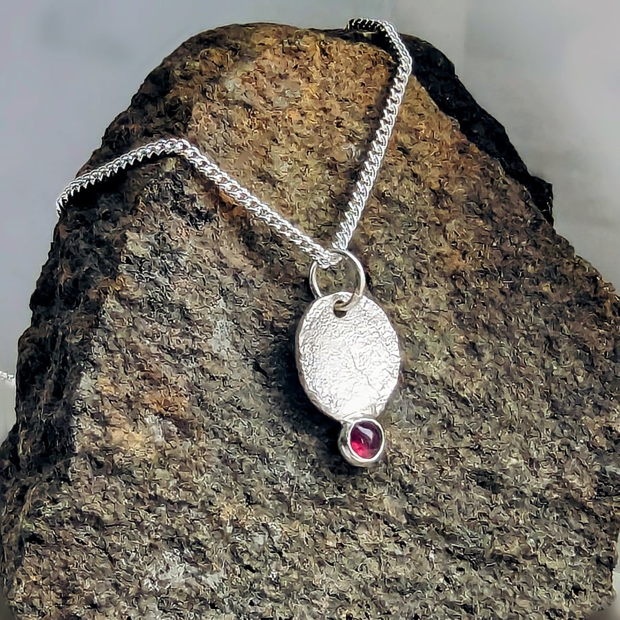 STERLING SILVER Garnet Pendant, handmade Urban Design Jewellery