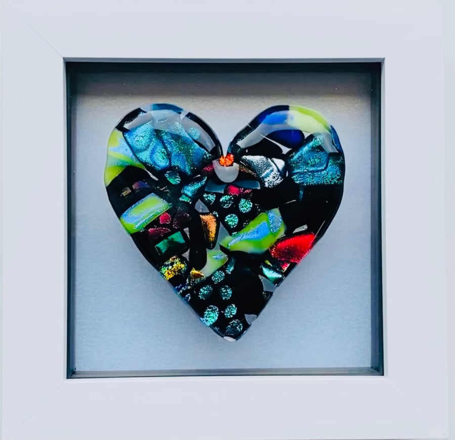 Dichroic glass heart picture 