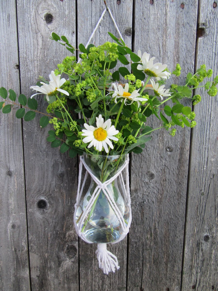 Macrame vase hanger, flower vase, indoor garden