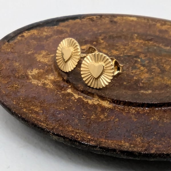 18 carat gold vermeil plated Sterling Silver Heart Burst stud earrings