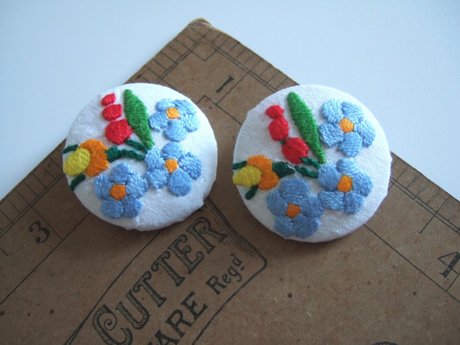 Two jumbo extra-large buttons, covered with floral, vintage, hand embroiderey