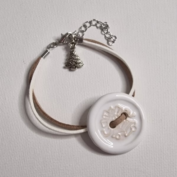 Handmade Ceramic Christmas Bracelet. 