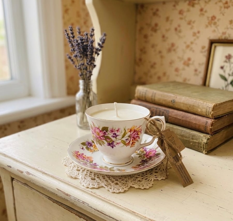 Rosy Plums & Patchouli Tea Cup Candle with Saucer