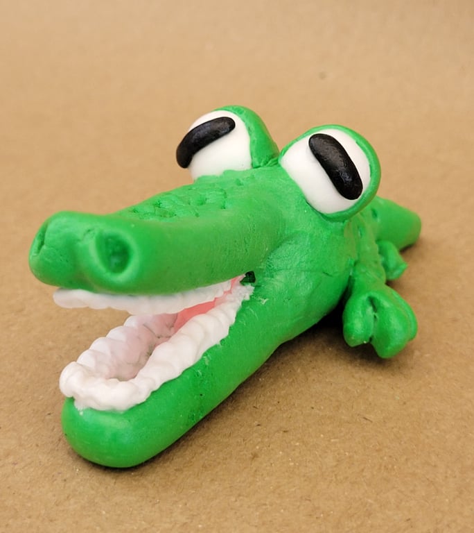 Happy Snappy - fun miniature alligator