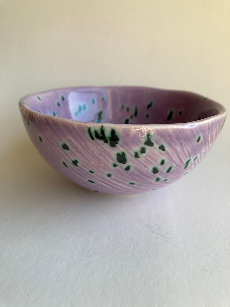 Small Handmade Lilac Heather Speckled Bowl 