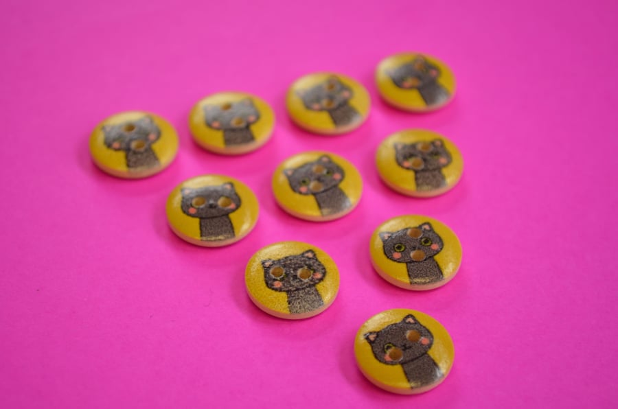 15mm Wooden Cat Buttons Yellow Grey 10pk Pussy Kitten Kitty (SCT10)