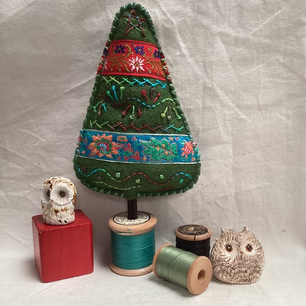 Folk ribbon Christmas tree with teal bobbin