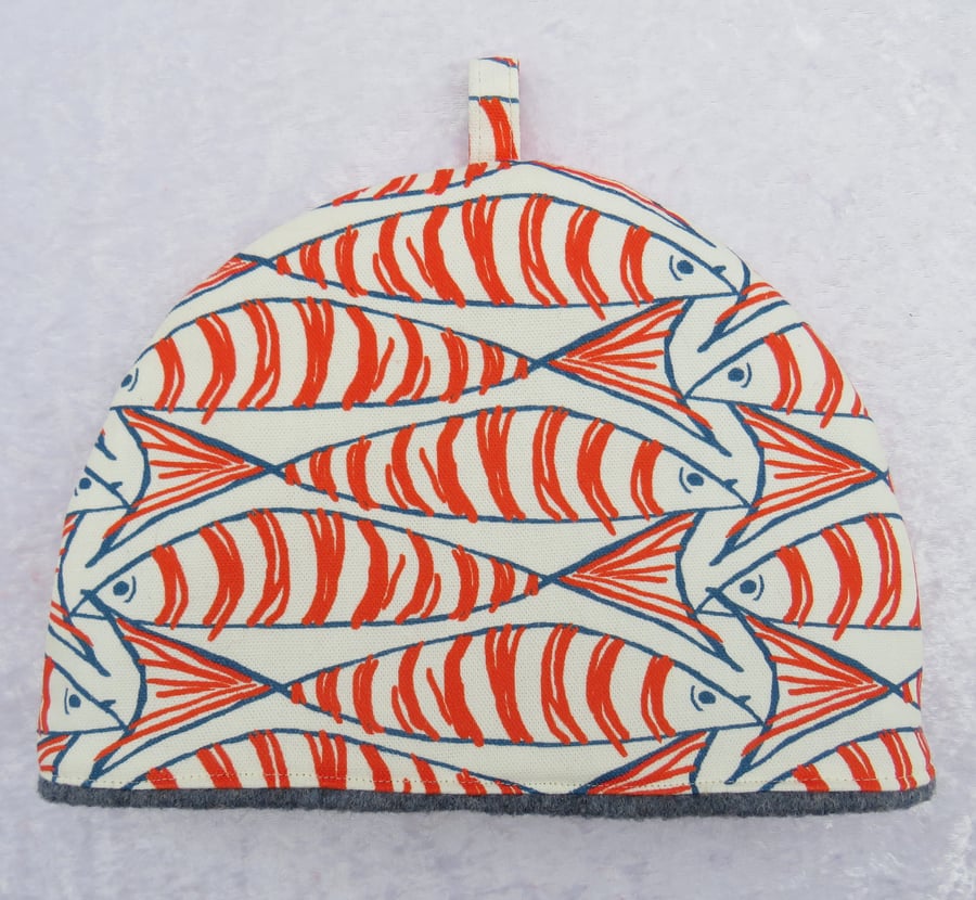   Tea cosy, size small, to fit a one cup teapot