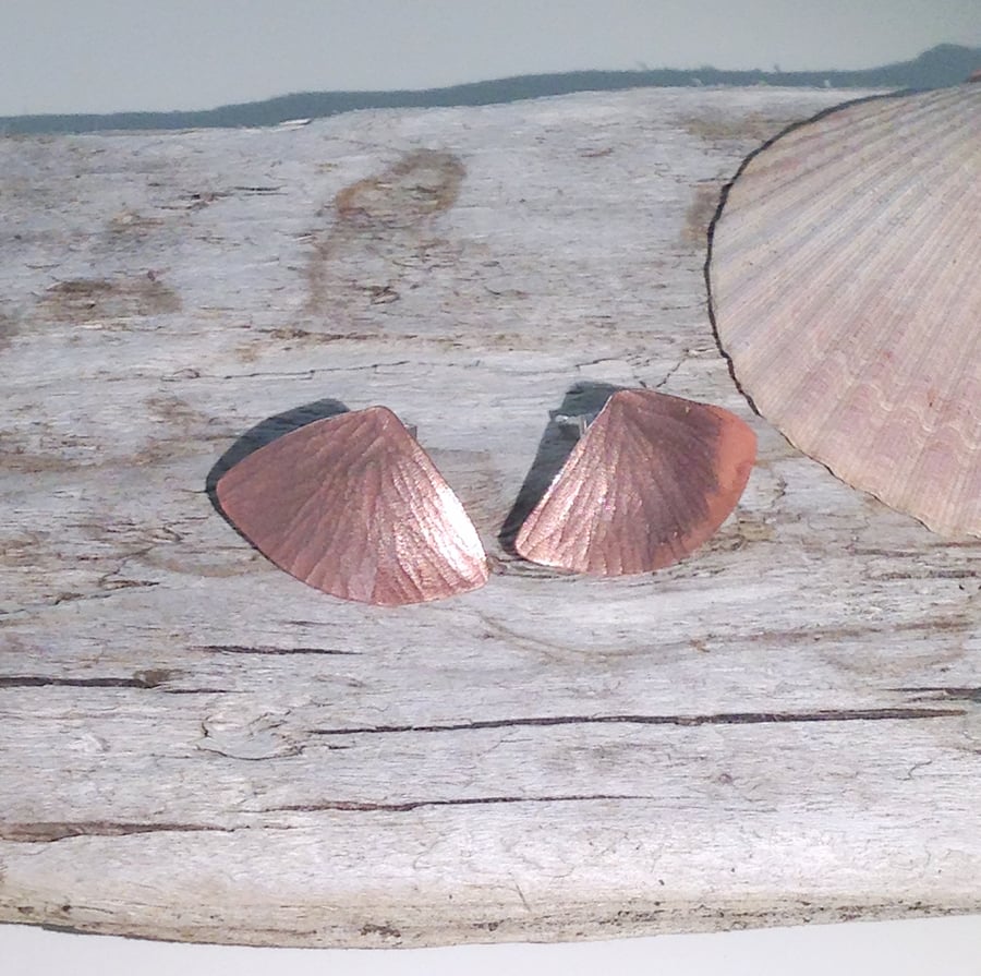 Textured Copper Fan Shaped Stud Earrings - UK Free Post