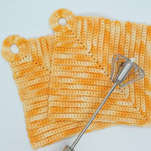 Sunshine crochet pot holders