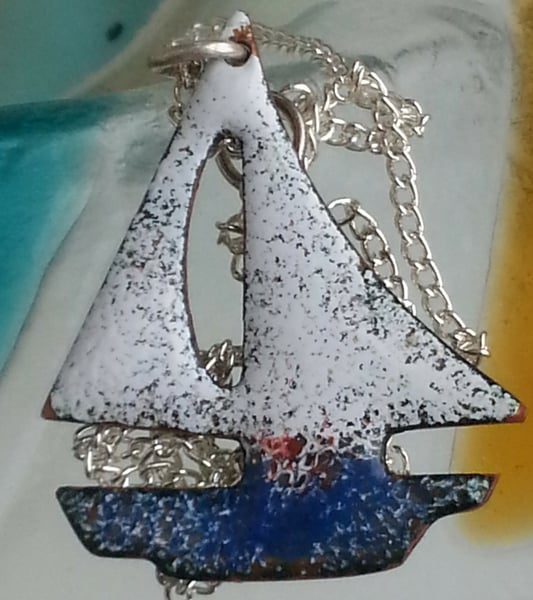 pendant - blue boat with white sails