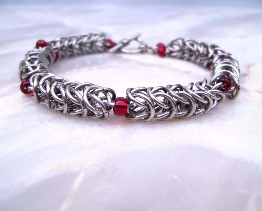 Medieval Dragon Blood Droplet Chainmaille Bracelet