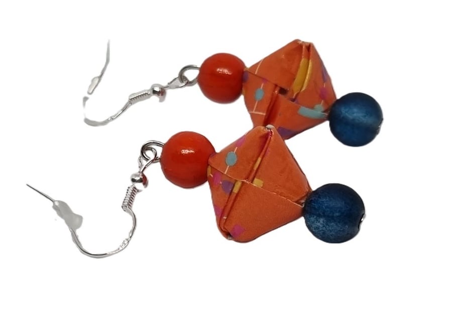 Origami earrings: orange fiesta design paper