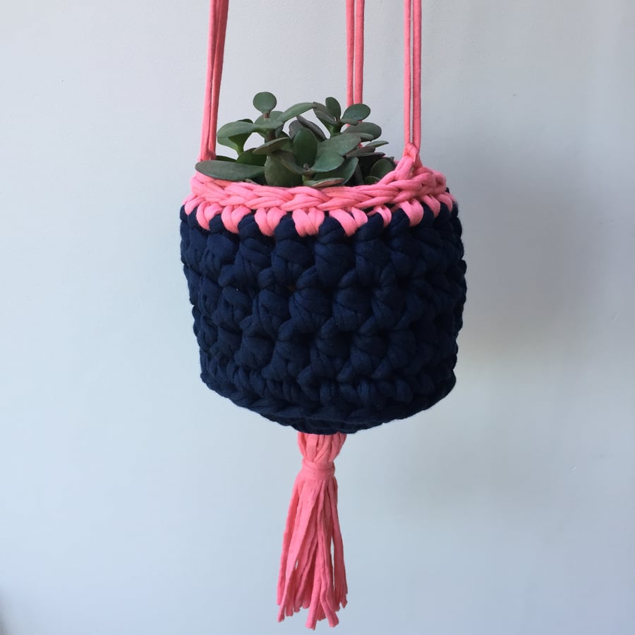 Crochet hanging planter - navy blue and pink - free UK shipping
