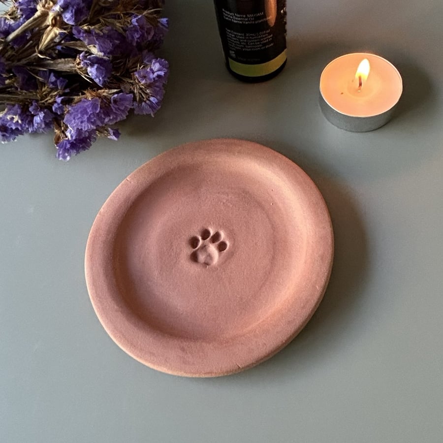 Image of Essential Oil Diffuser - Clay Paw Dish with Aroma Stones