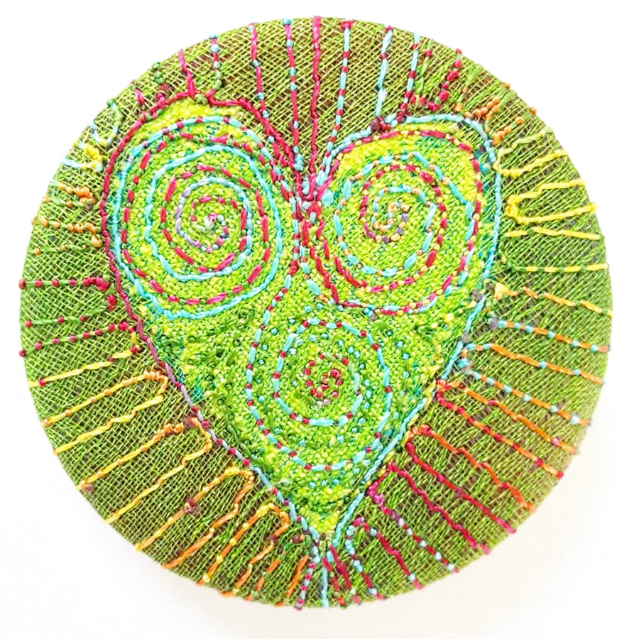 38mm Stitched Silk Heart Badge 