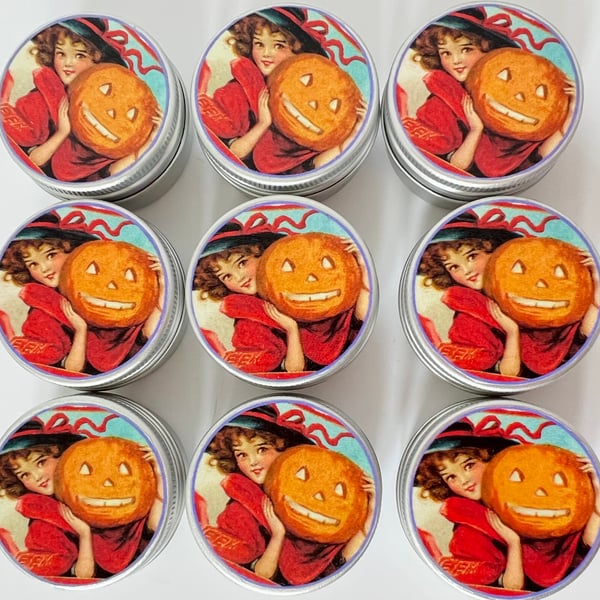 Knitting tin for stitch markers - Vintage Halloween