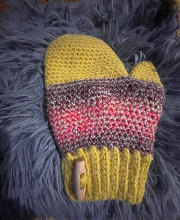Bright Mitten Gloves - Mustard