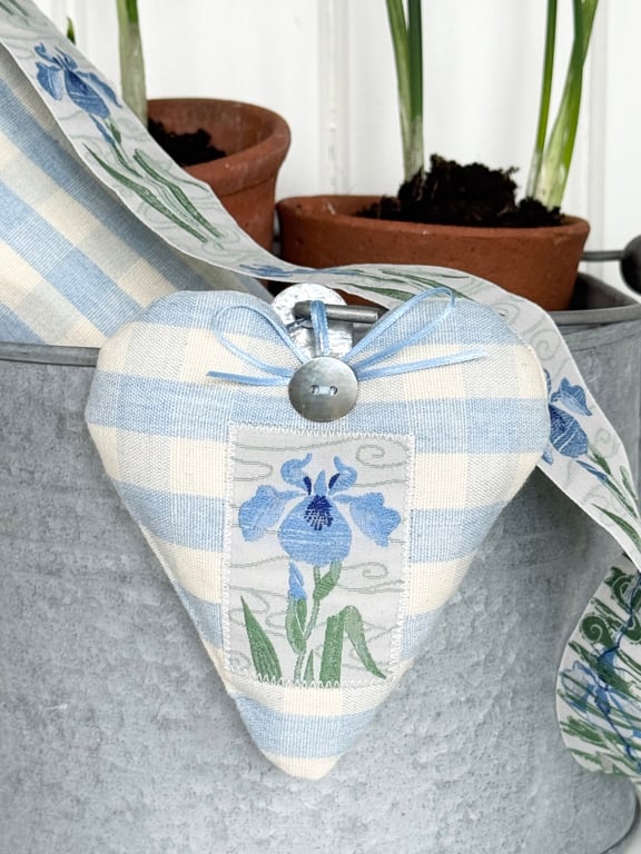 IRIS FABRIC HEART DECORATION - powder blue checks