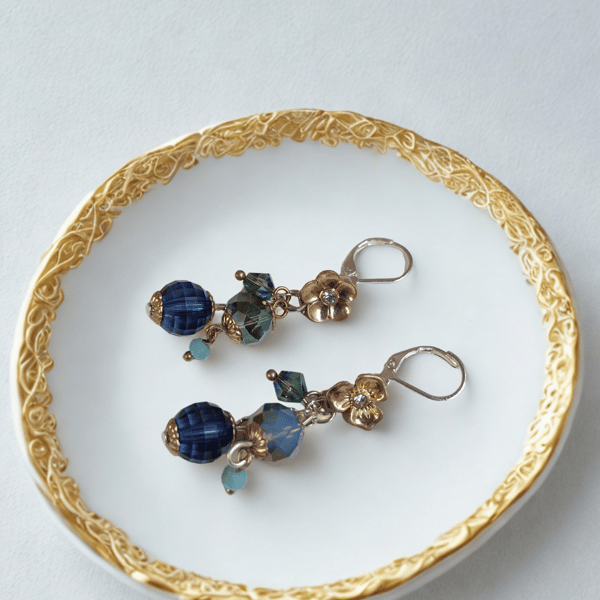 Deep Blue & Icy Blue Drops