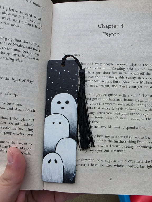 Hand Painted Halloween Ghost Bookmark – Cute Ghost Family Wooden Bookmark